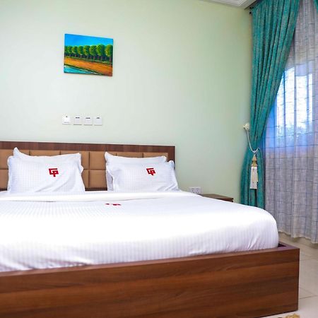 Guest Pride Hotel Kano Luaran gambar