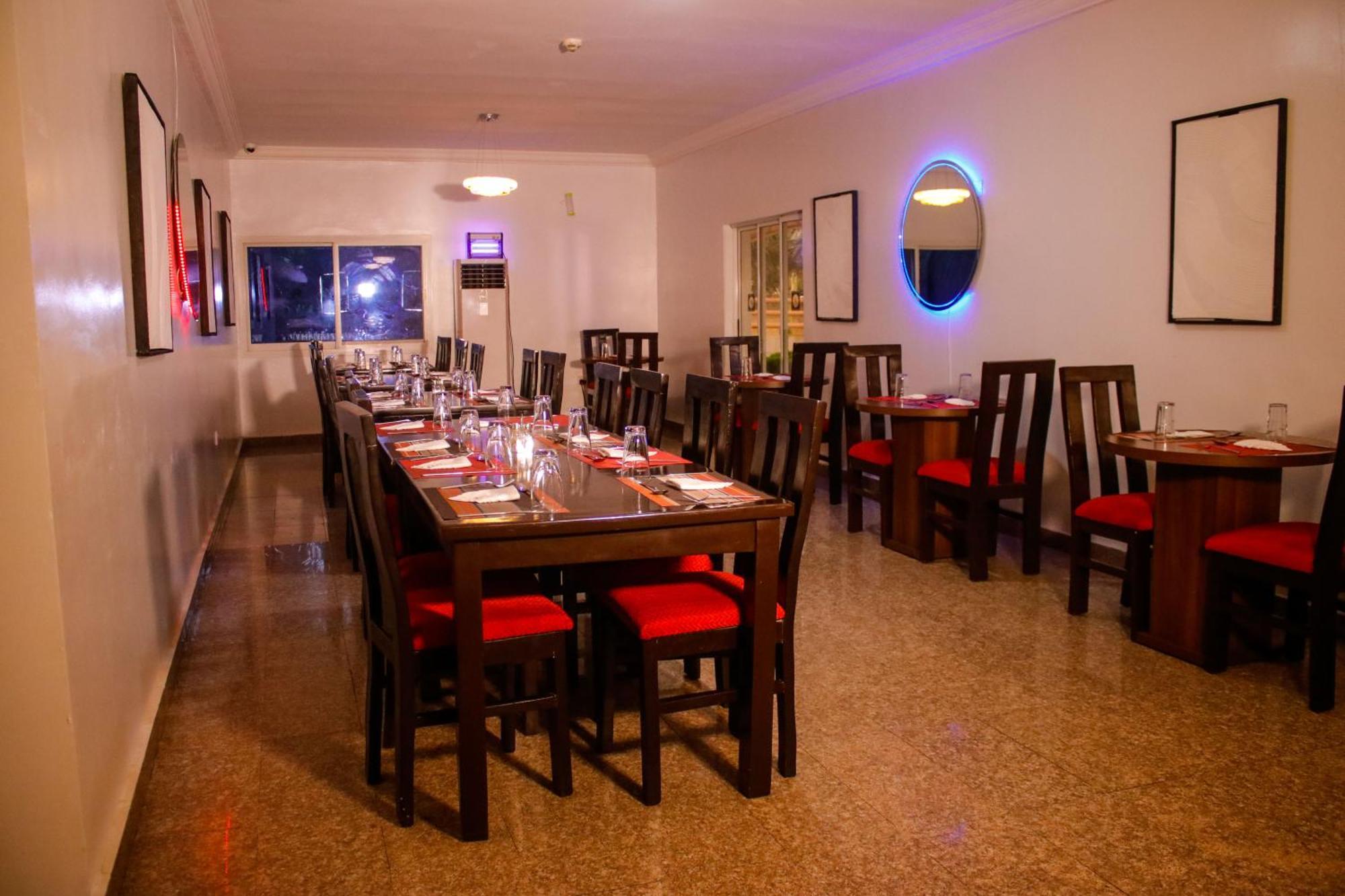 Guest Pride Hotel Kano Luaran gambar
