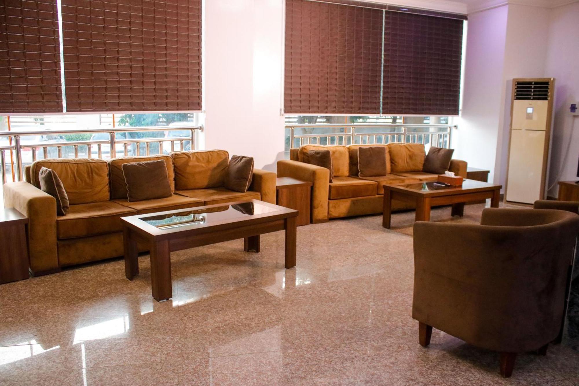 Guest Pride Hotel Kano Luaran gambar
